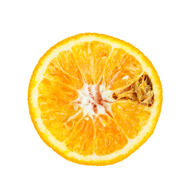 Faule orange Frucht auf Weiß