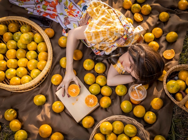 Foto fazenda de laranja asiática no norte da tailândia.