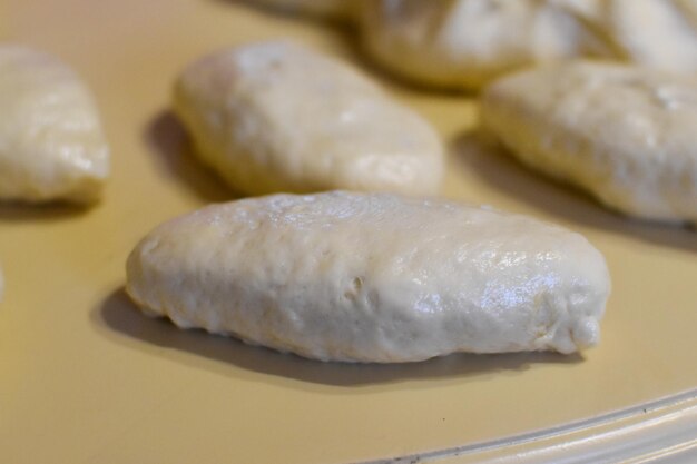 Fazendo tortas fritas caseiras. tortas de prato russo nacional