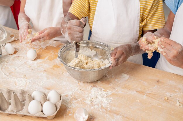 Fazendo uma deliciosa surpresa para a mamãe