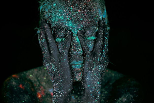 Fechar retrato UV
