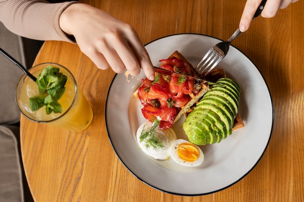 Feche a comida deliciosa