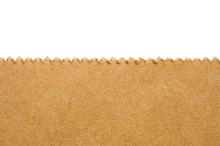 Foto feche a textura do saco de papel marrom isolada no fundo branco