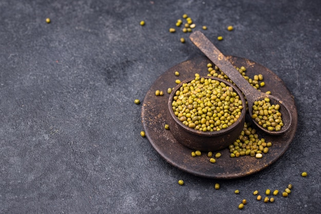 Foto feijão verde, legumes saudáveis na tigela