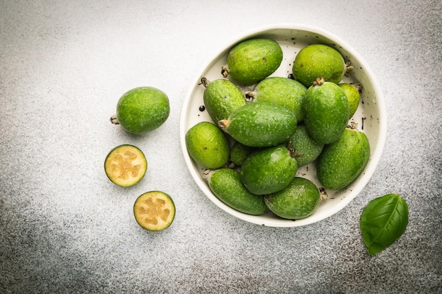 Feijoa aus tropischen Früchten