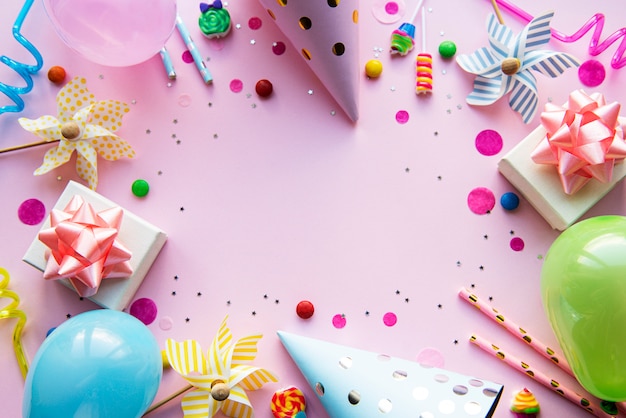 Feliz aniversário ou fundo de festa