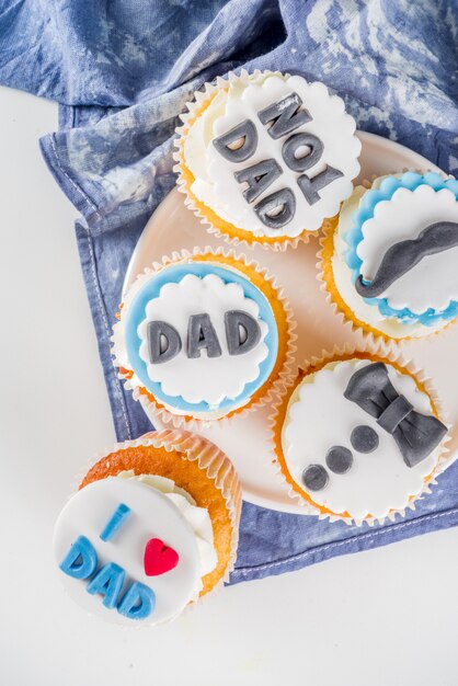 Feliz día del padre con cupcakes