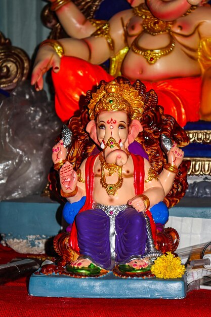 Feliz ganesh chaturthi deus hindu ganesha