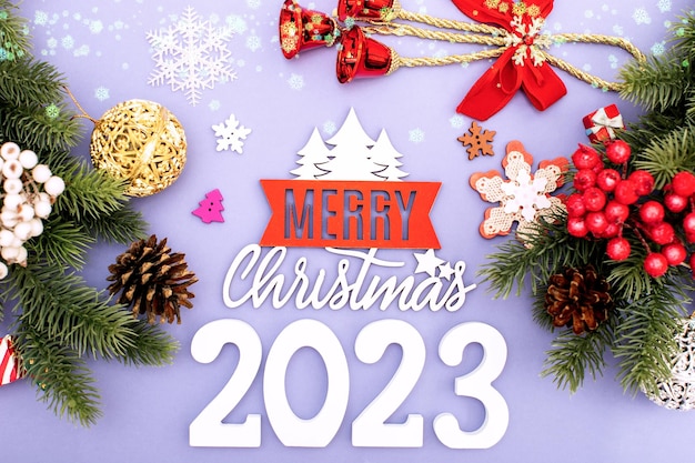 Feliz Navidad y feliz año nuevo concepto BannerHappy New Year 2023 Un símbolo del número 2023