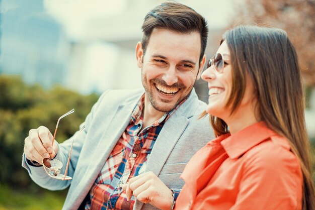 Feliz pareja enamorada