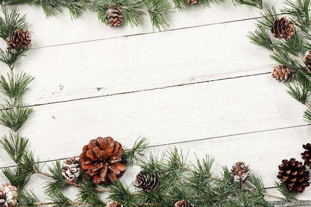 Feliz tarjeta de felicitación del árbol de Navidad o Feliz Año Nuevo 2022