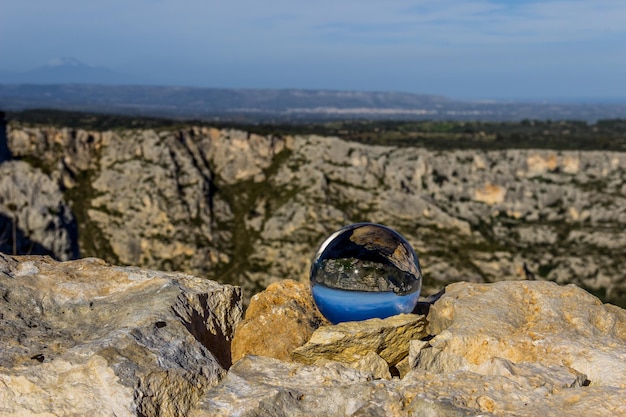 Foto felsformationen nach landschaft gegen den himmel