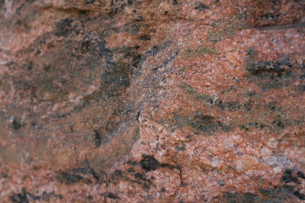 Felsoberfläche rot und schwarz