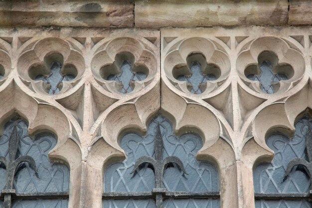 Fenster der St. Marys Priory Church, Abergavenny, Wales, UK