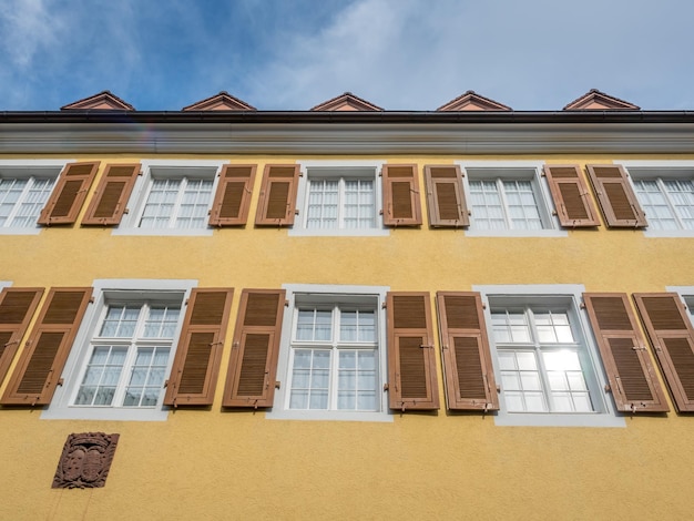 Fenster des Gebäudes in Freiburg