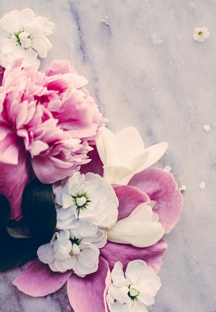 Feriado de casamento de flor floral e conceito com estilo de jardim de flores