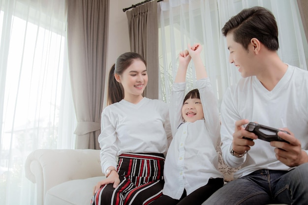 férias em família juntos e felizes.