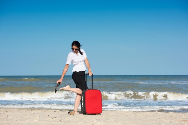 Férias fora do escritório no mar