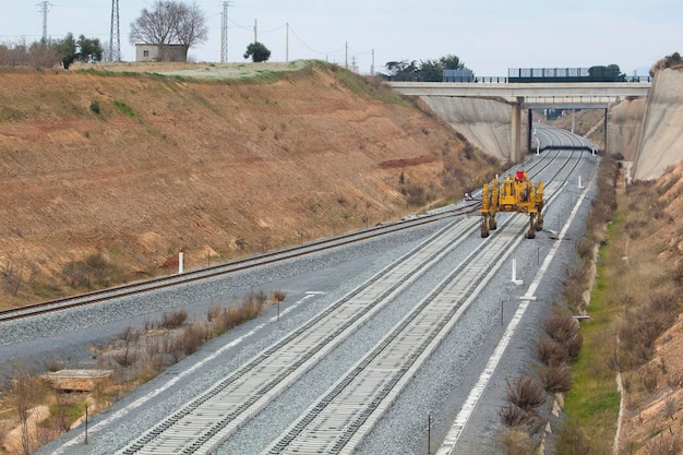 Ferrovia em construção