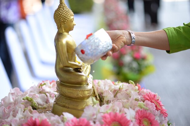 Foto festival del agua de songkran cultura tailandesa