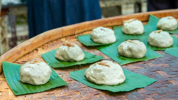 Festival Ching Ming Adoração Ancestrais Oferendas Caozai Kueh Bambu Pizi Kueh