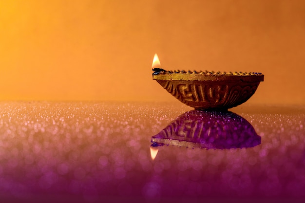 Festival indiano Diwali, lâmpada de Diwali