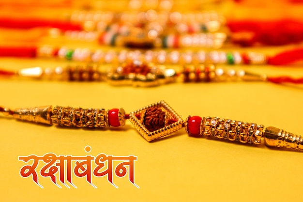 Festival indio raksha bandhan Raksha Bandhan en caligrafía hindi