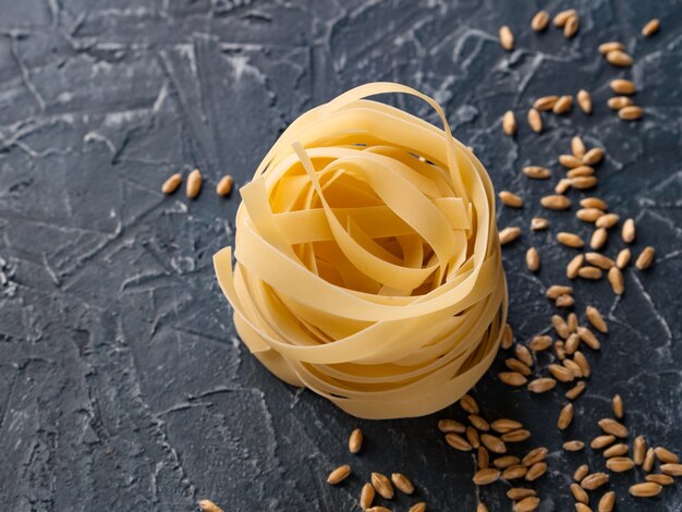 Fettuccine De Trigo Duro Y Grano De Trigo