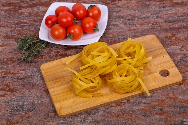 Fettuccini aus roher Pasta