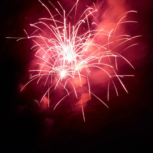 Feuerwerk, Gruß mit dem schwarzen Himmel