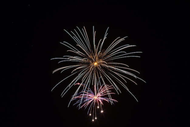 Feuerwerk in der Nacht