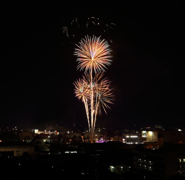 Feuerwerk über Himmel