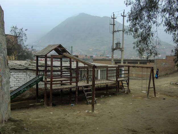 Öffentliche Spielplätze in Peru wurden während der Coronavirus-Pandemie verlassen
