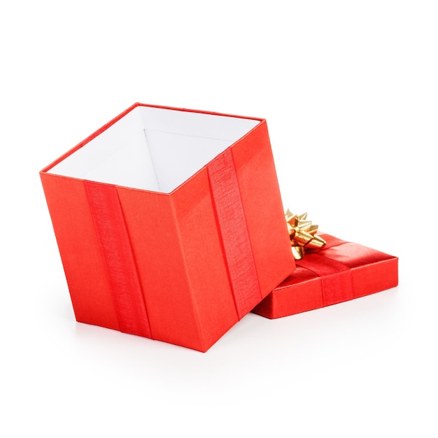 Öffnen Sie rote Geschenkbox mit Goldband Thema Weihnachten Objekt isoliert auf weißem Hintergrund Beschneidungspfad