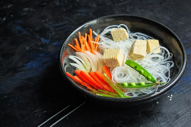 Fideos de arroz pho