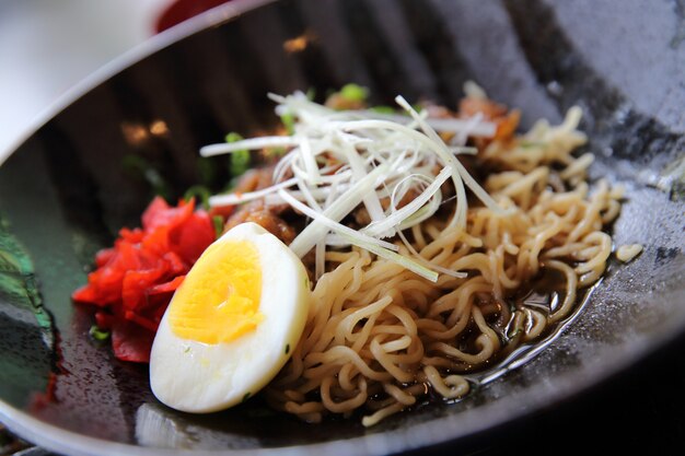 Fideos ranmen comida japonesa