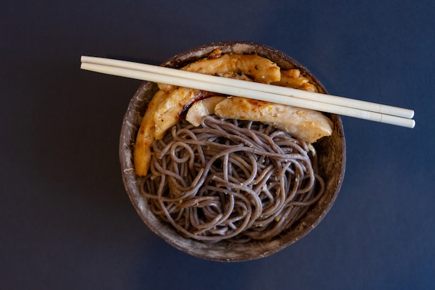 Fideos De Soba Con Pollo