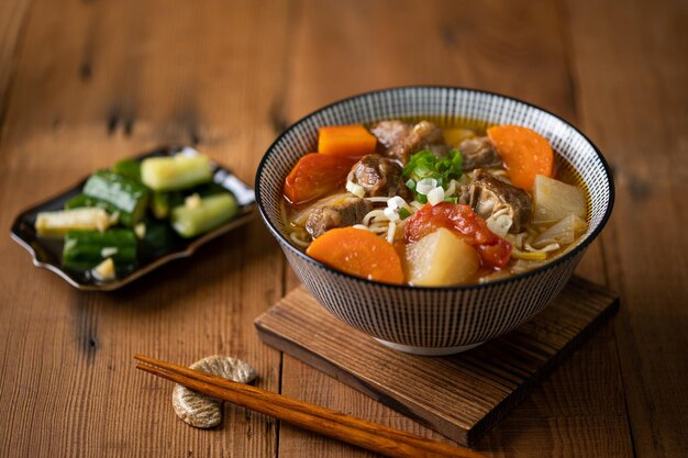 Fideos De Tomate Y Carne De Res