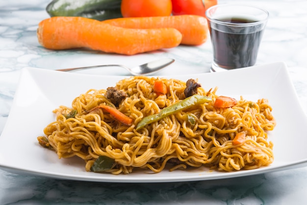 Fideos y verduras