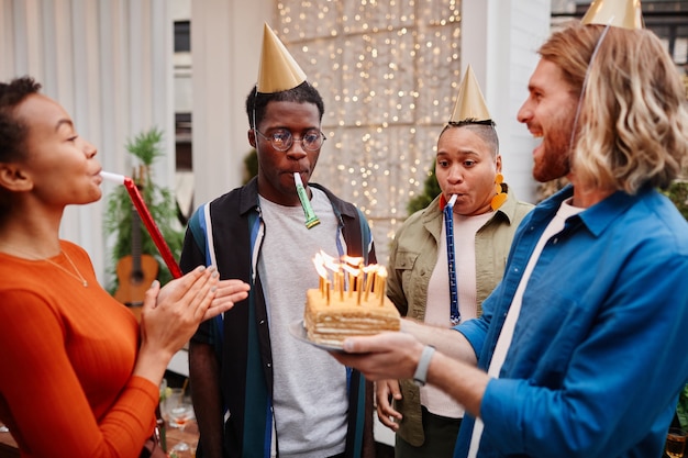 Fiesta de cumpleaños al aire libre