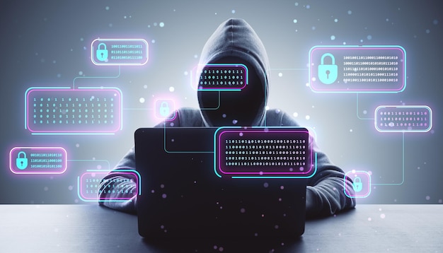 Figura com capuz com laptop cercada por símbolos cibernéticos holográficos conceito de fundo azul de cibersegurança e hacking