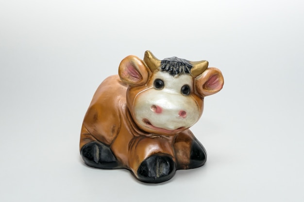 figura de gesso de uma vaca