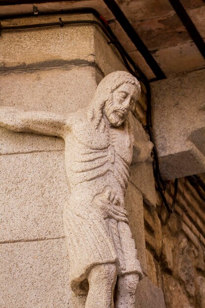 figura de pedra esculpida de Jesus Cristo na cidade de Toledo, Espanha