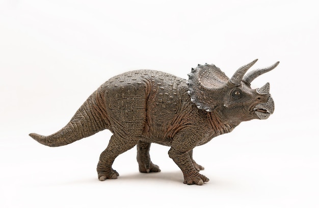 Figura de dinosaurio Triceratops realista