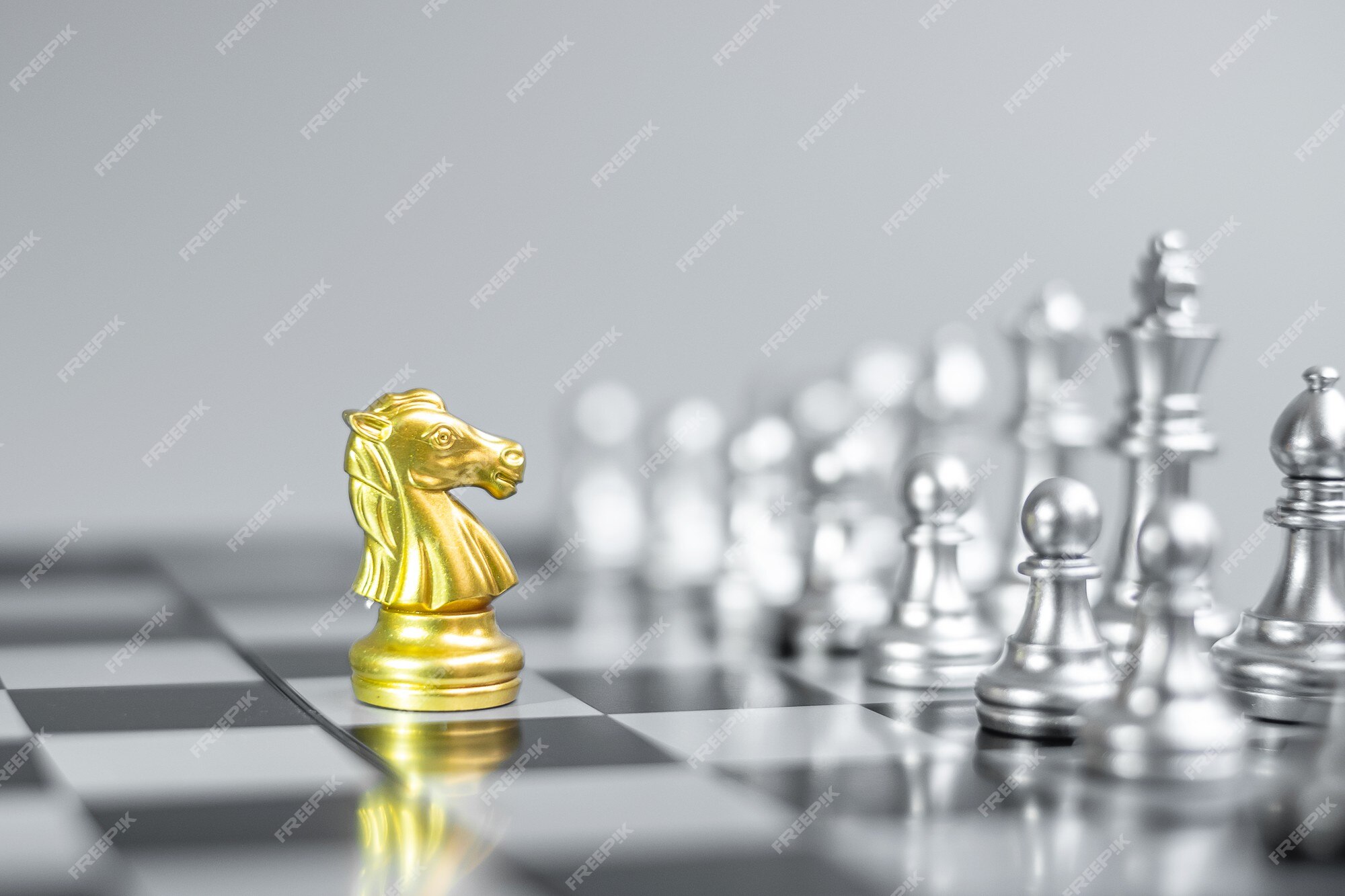 Gold Chess King Figura E Checkmate Enermy Ou Adversário Durante A