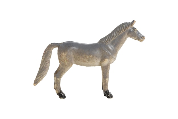 Figurilla de juguete de caballo aislado sobre fondo blanco.