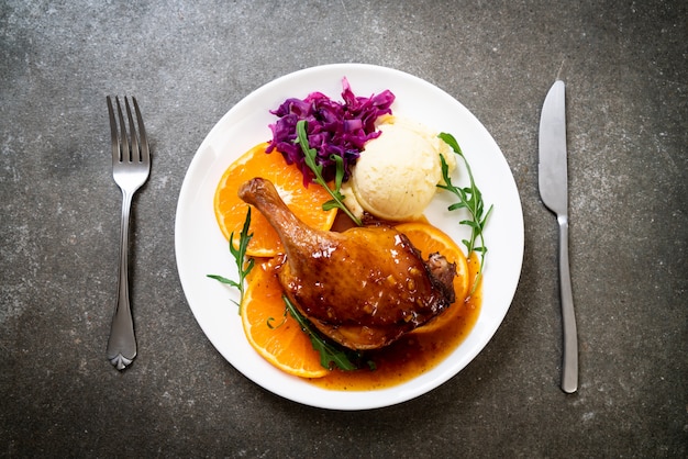 filete de pato con salsa de naranja