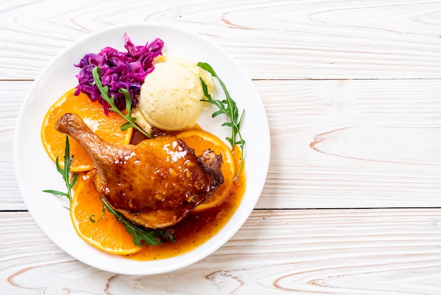 filete de pato con salsa de naranja