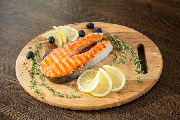 filete de salmón a la parrilla