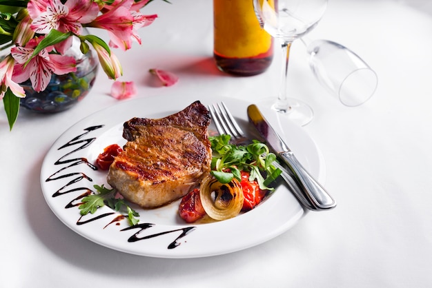 Filete De Ternera Con Verduras A La Parrilla